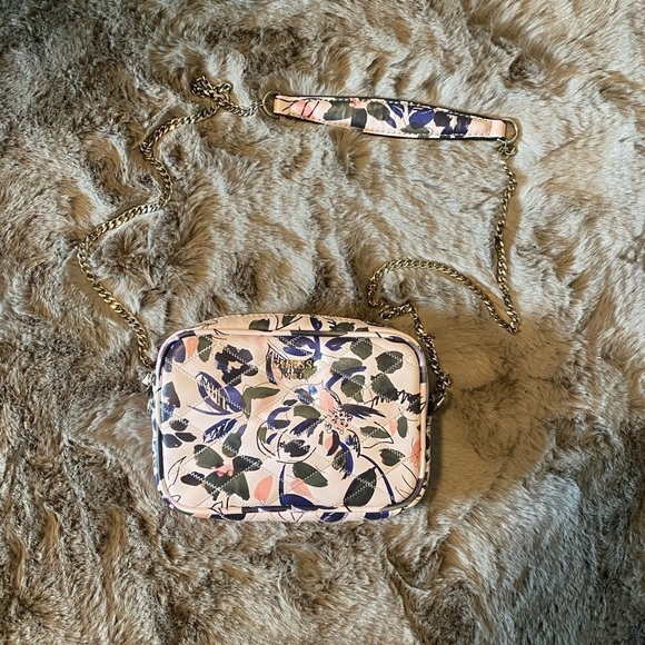 Guess mini over shoulder bag. Gold  and silver finishings, patterned. - Picture 1 of 9